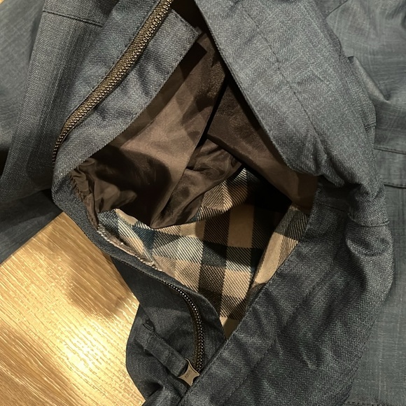 Men's Ride Snowboards Jacket - Picture 5 of 7